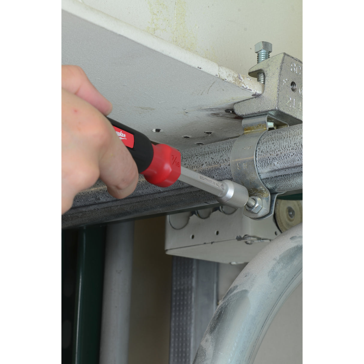 Milwaukee Steckschlüssel 48222532 roteswerkzeug