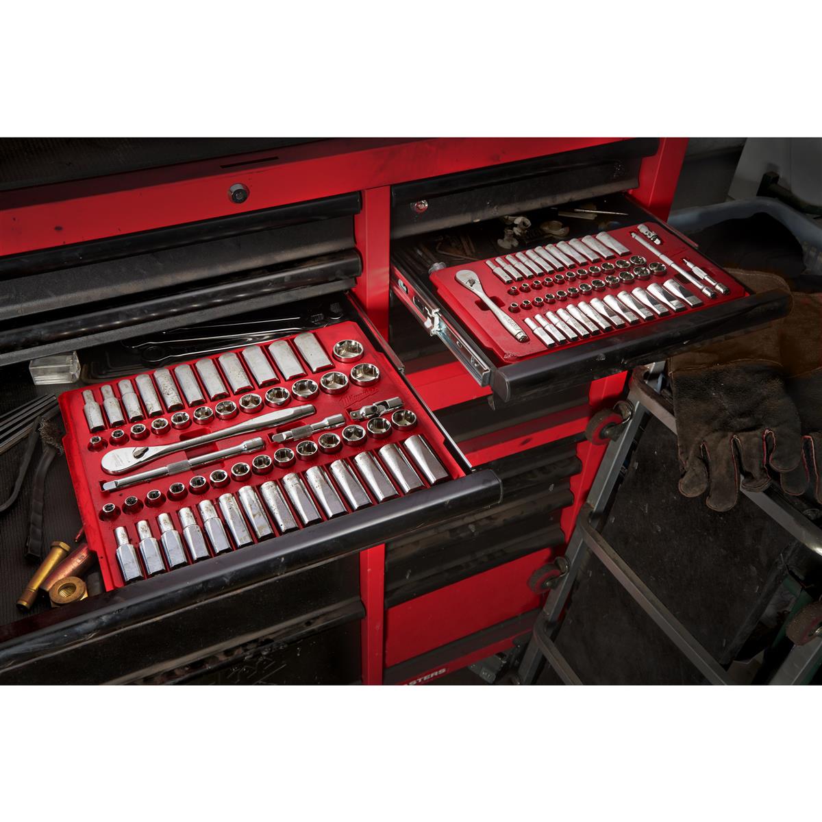Milwaukee ratchet and socket wrench set 4932464944