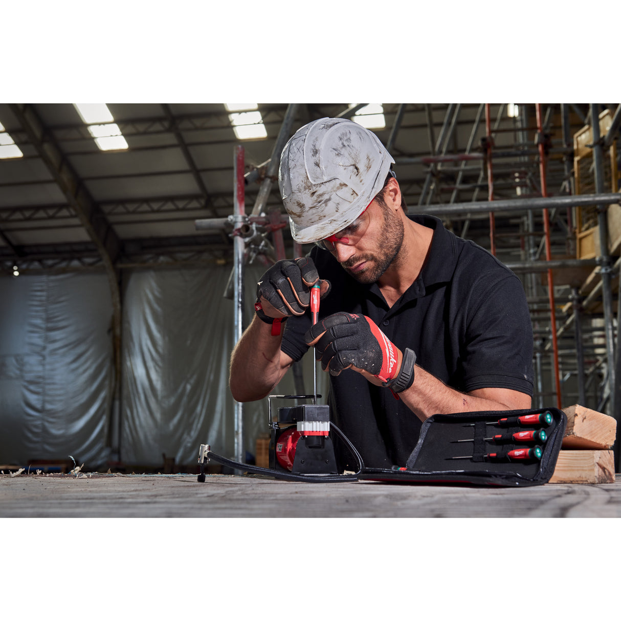 Milwaukee Schraubendreher 4932471870 roteswerkzeug