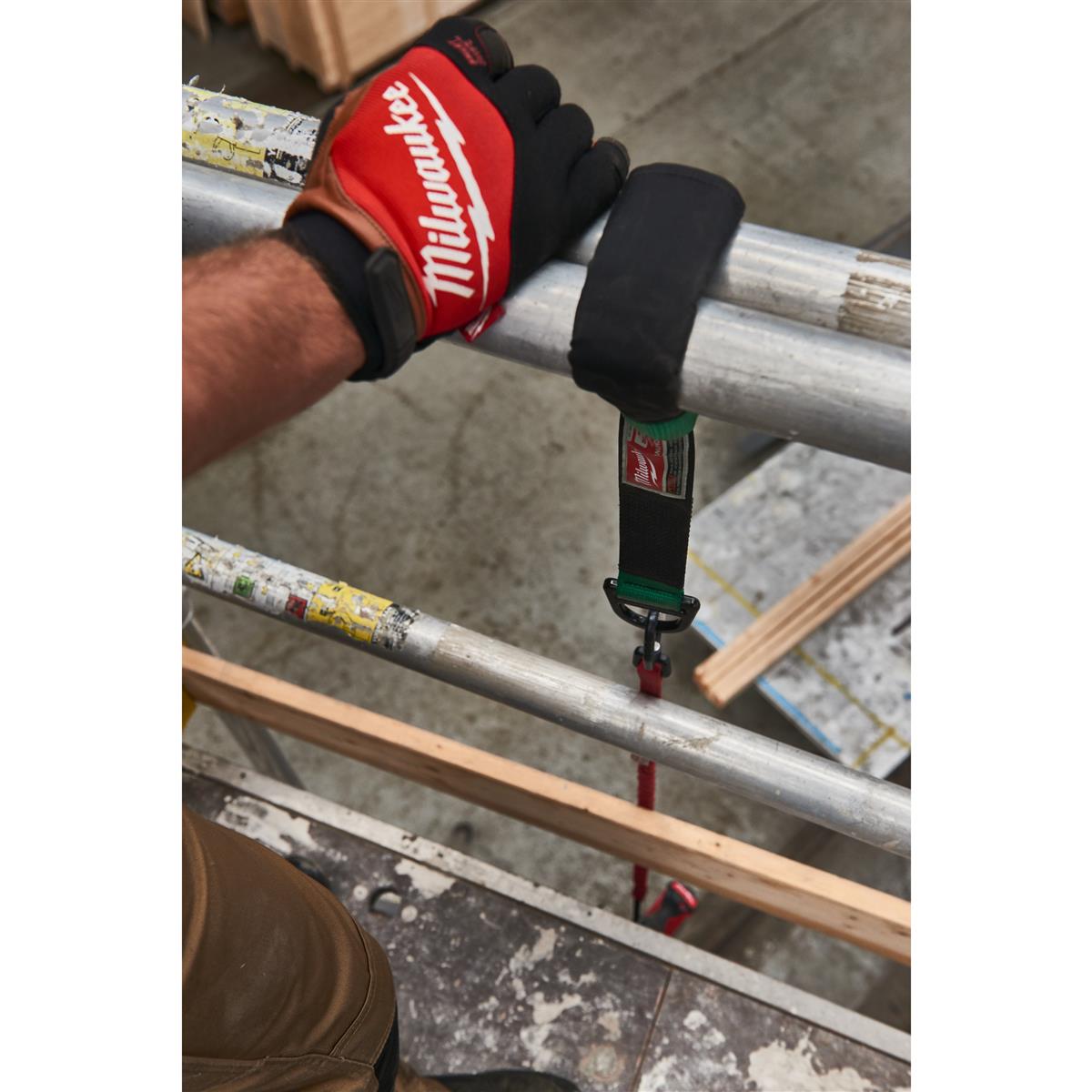 Milwaukee safety tape 4932472105
