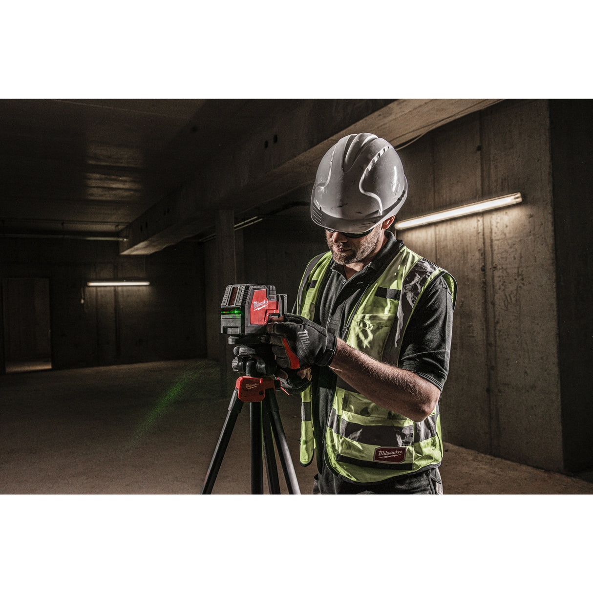 Milwaukee Stativ für Laser TRP180 4932478106 roteswerkzeug