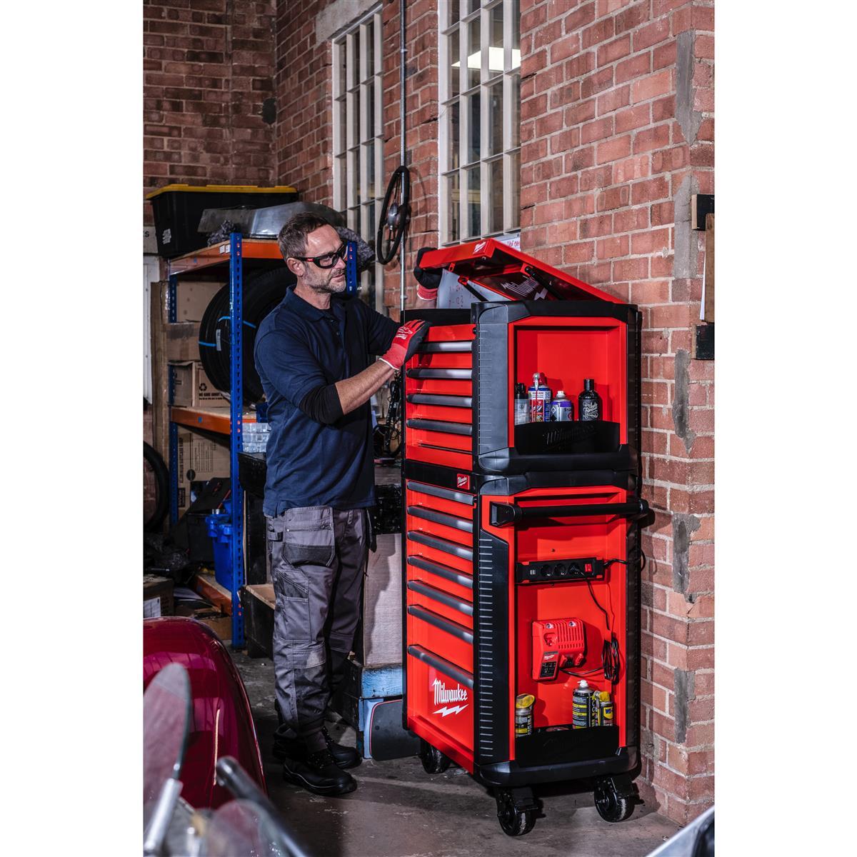 Fixation pour chariot d'atelier Milwaukee STC30-1 4932478850