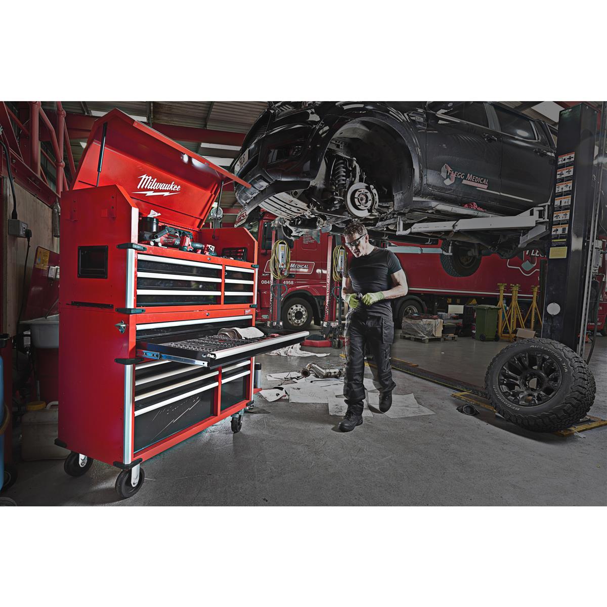 Fixation pour chariot d'atelier Milwaukee STC46-1 4932478854