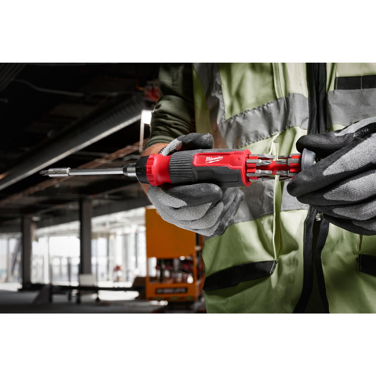 Milwaukee screwdriver with ratchet function 4932480582