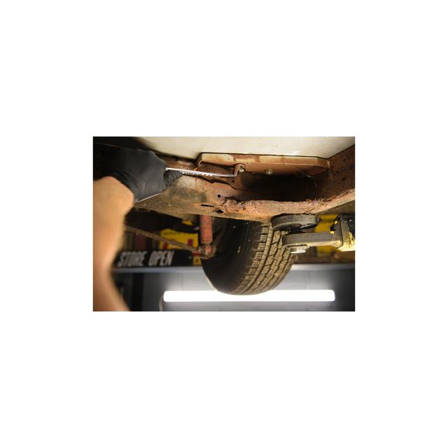 Clé à double anneau Milwaukee. déport 20x22 mm 4932492749