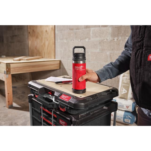 Milwaukee PACKOUT bouteille thermos 710ml rouge 4932493465