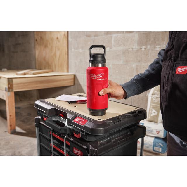 Milwaukee PACKOUT bouteille thermos 1065ml rouge 4932493467