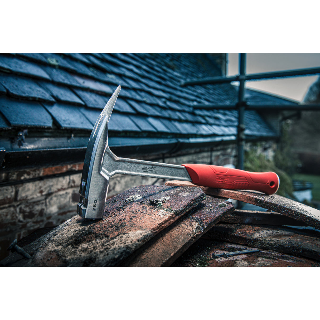 Milwaukee Latthammer 750 g XXX 4932493655