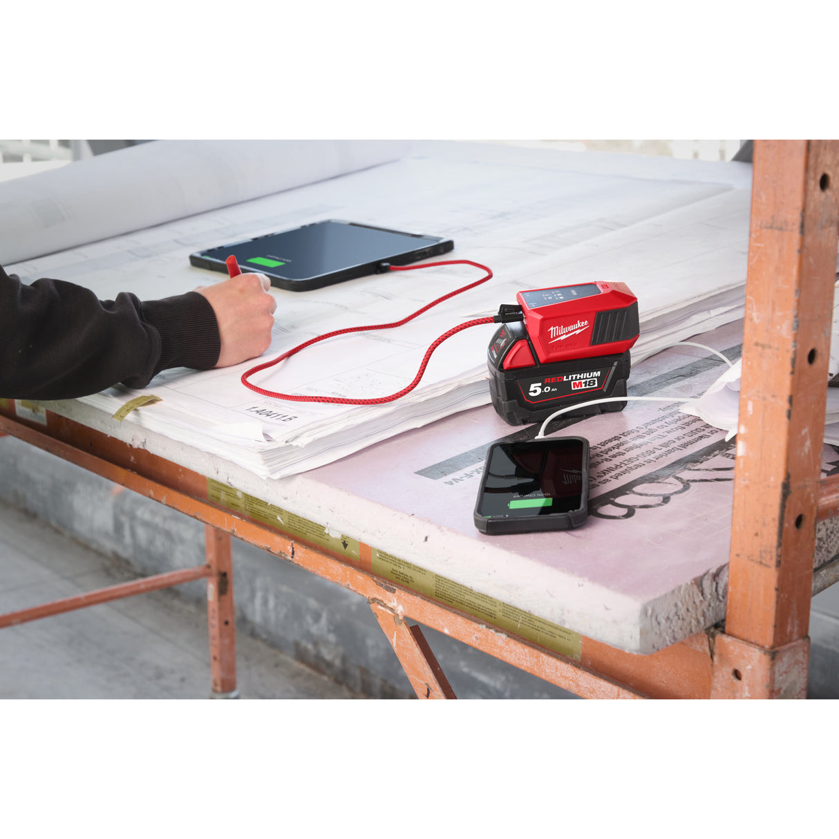 Milwaukee Reise-Ladegerät M18TC-0 IN2 4932499165