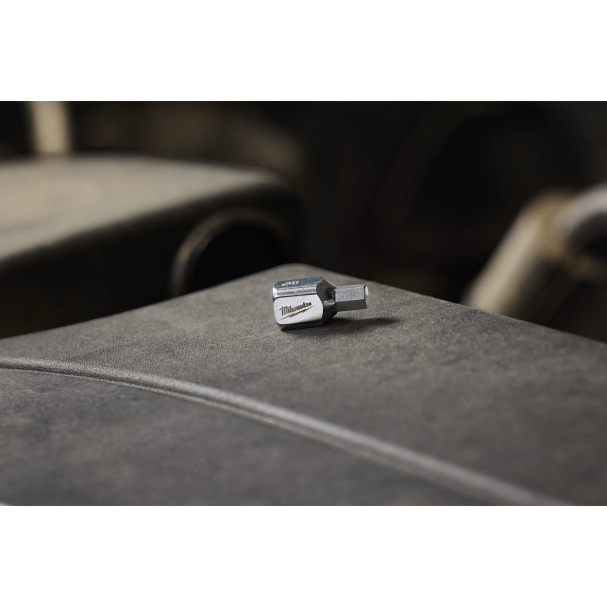 Milwaukee Bit-Steckschlüsseleinsatz 1/4" Innensechskant 5 mm kurz 4932500477