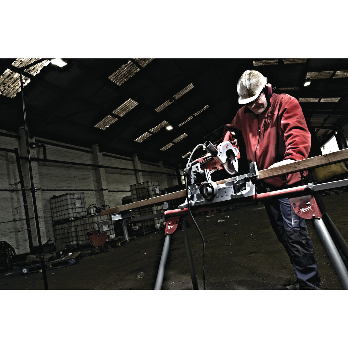 Milwaukee Arbeitstisch MSL1000 4933428970 roteswerkzeug