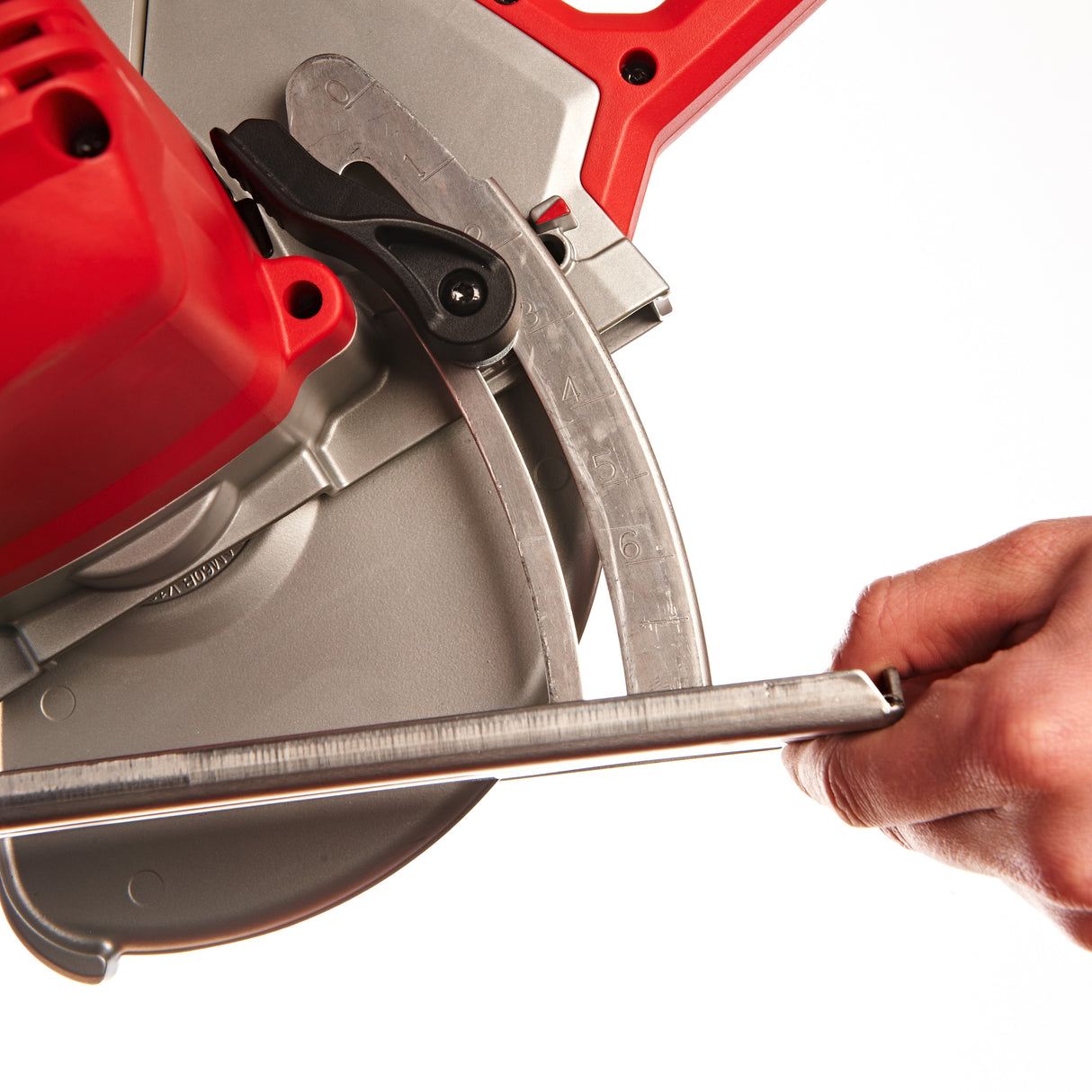 Milwaukee Metallkreissäge MCS66 4933440615 roteswerkzeug