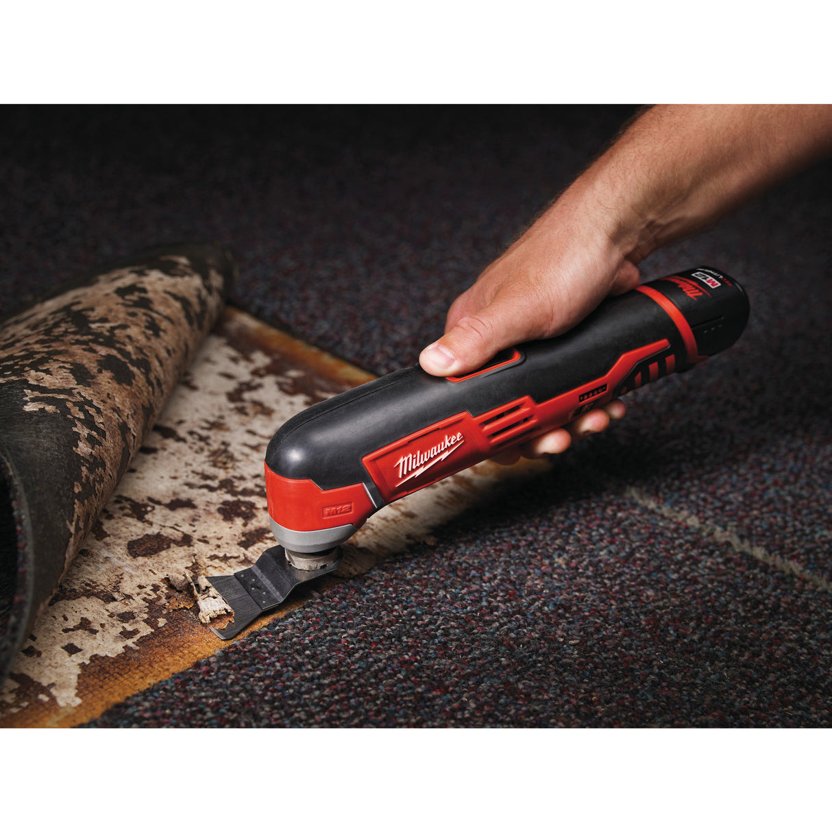 Milwaukee Akku-Multitool C12MT-402B AKKU-MULTITOOL IN2 4933441705