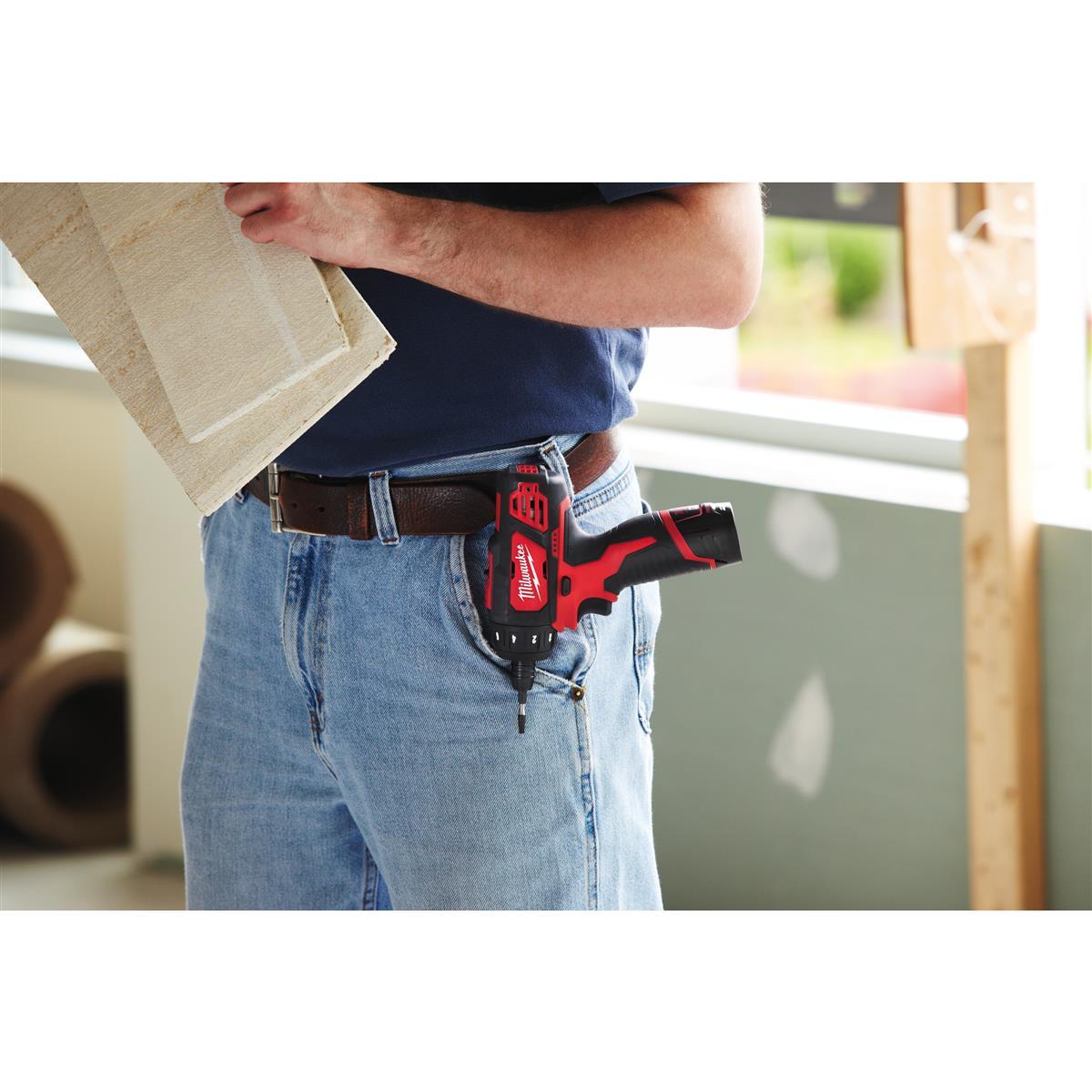 Milwaukee cordless drill/driver M12BD-202C 4933441900