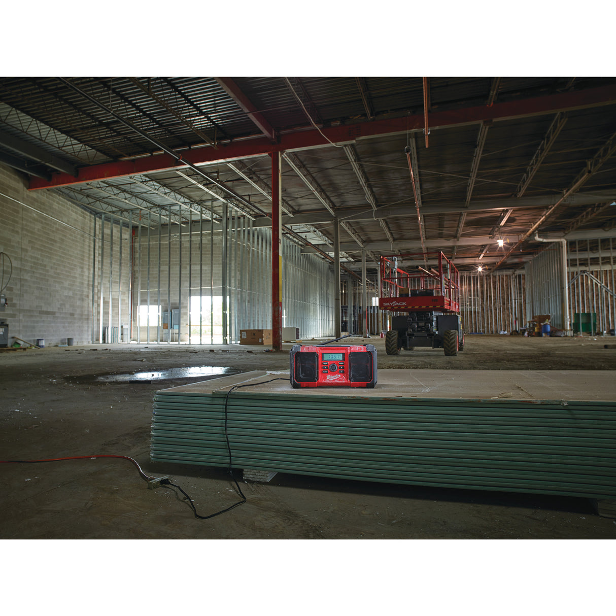 Milwaukee Netz-/Akku-Radio M18JSR-0 4933451250 roteswerkzeug