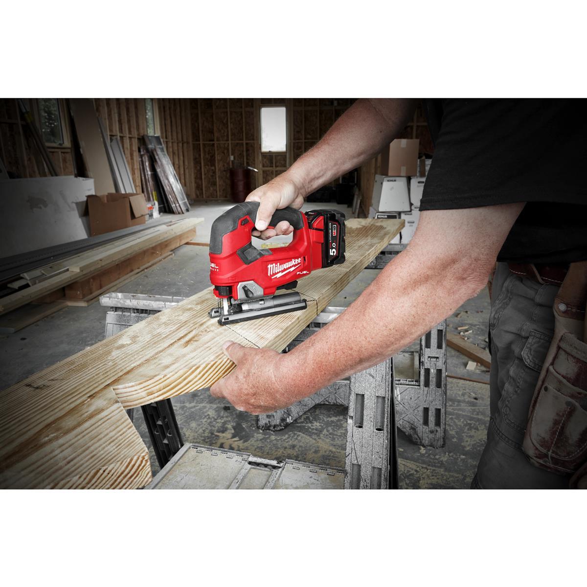 Scie sauteuse sans fil Milwaukee M18FJS-502X 4933464727