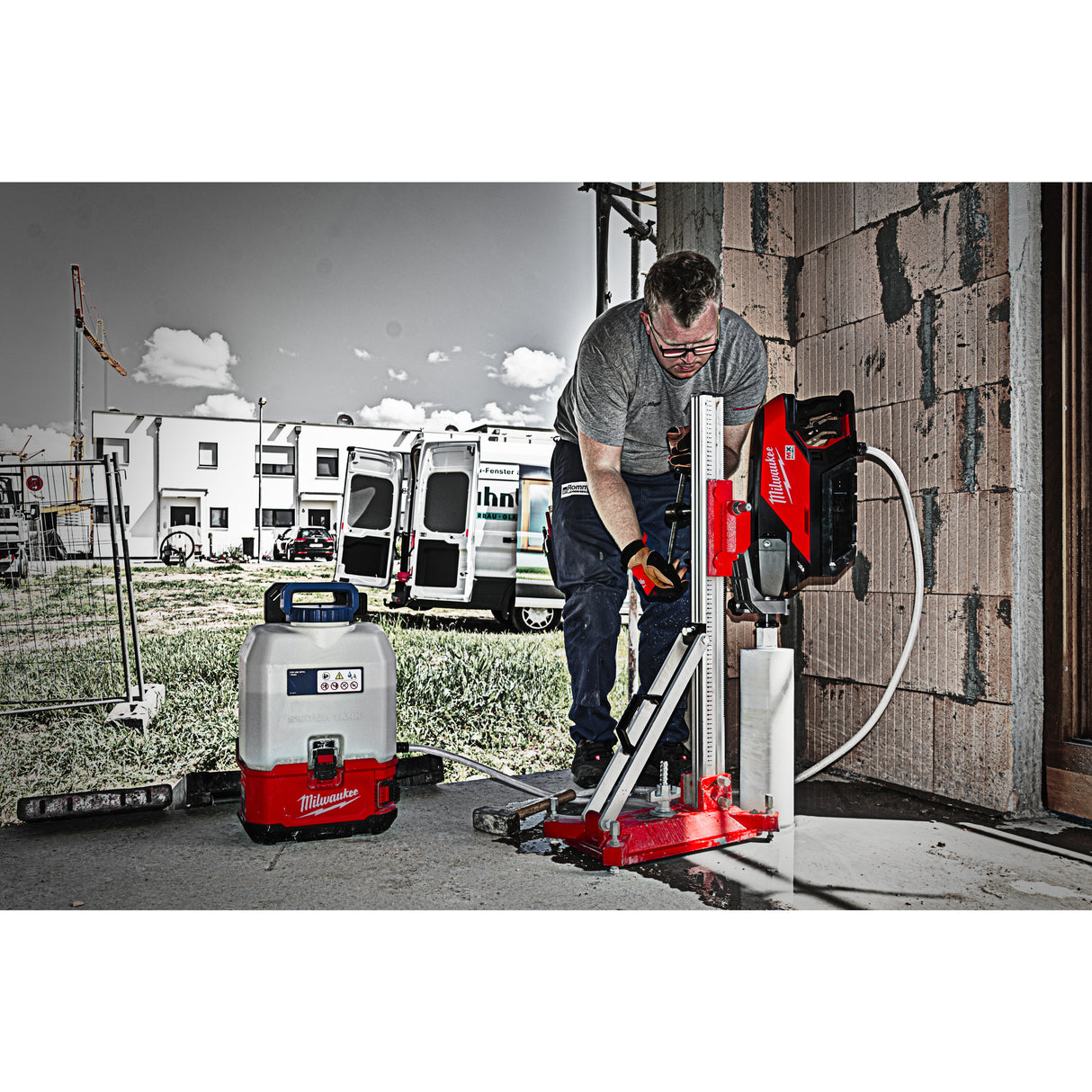 Milwaukee Akku-Diamantkernbohrgerät MXFDCD150-302CKIT 4933471835 roteswerkzeug