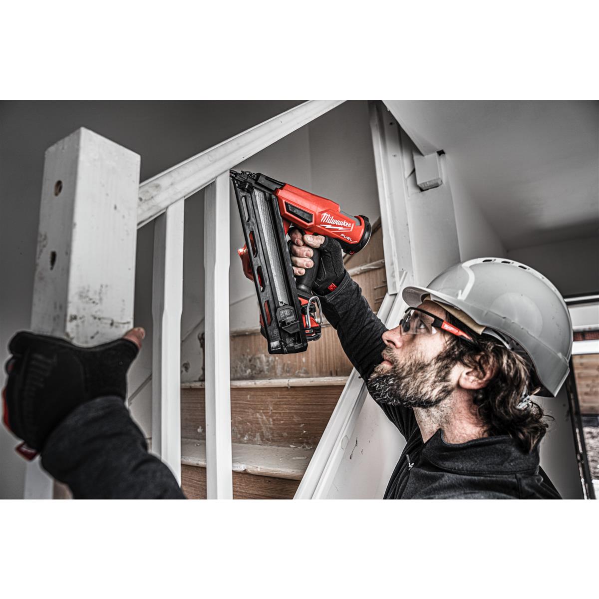Milwaukee cordless nailer M18FN15GA-0X 4933478091