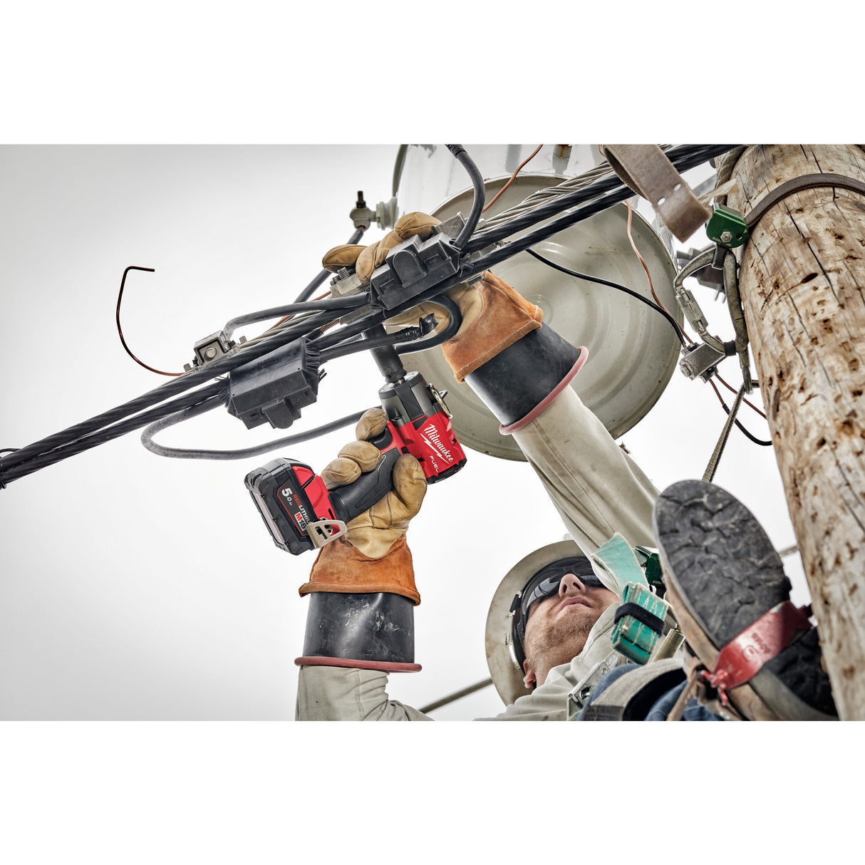 Milwaukee Akku-Schlagschrauber M18FMTIW2P12-0X 4933478452 roteswerkzeug