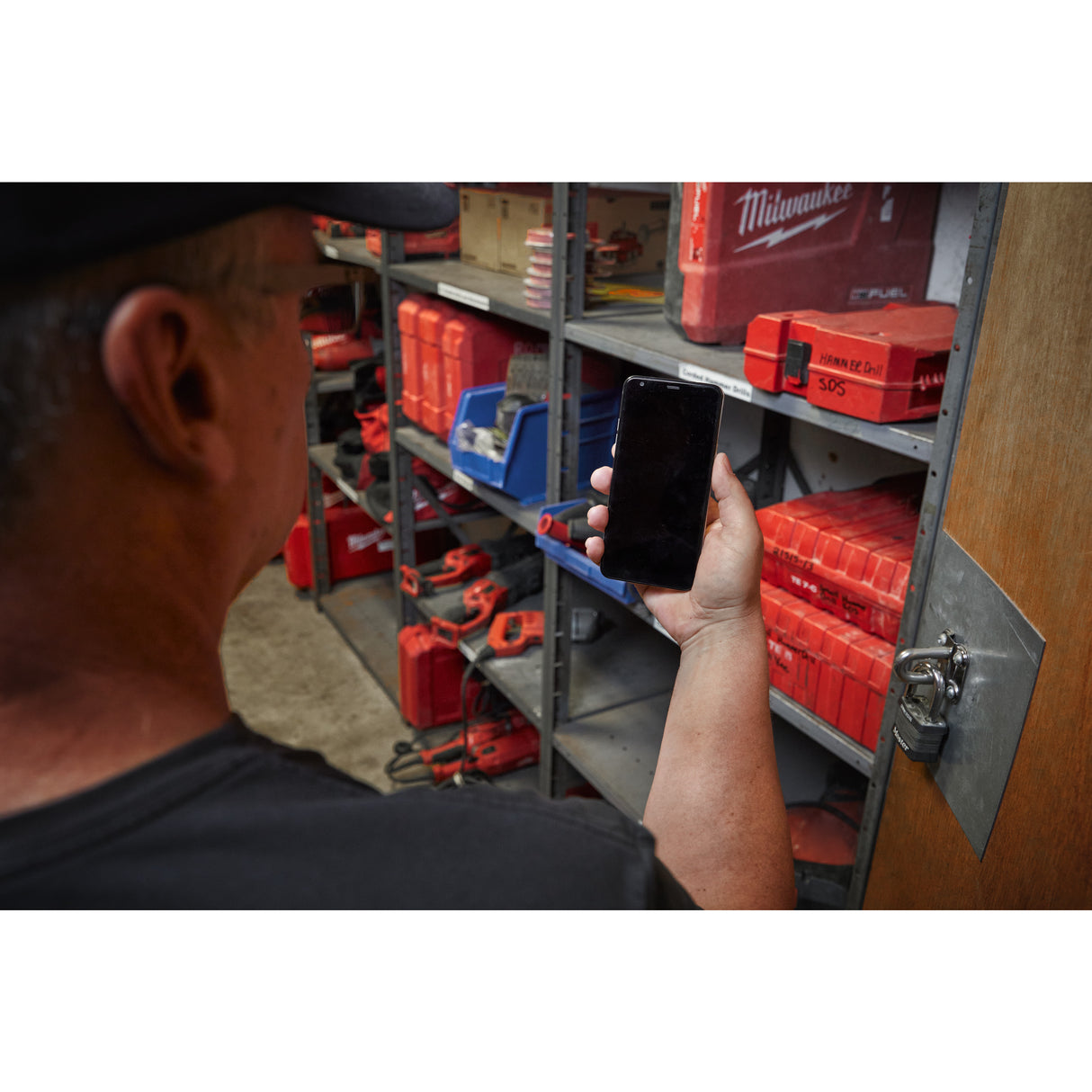 Milwaukee Bluetooth Tracking Modul BTT-1 4933478640 roteswerkzeug