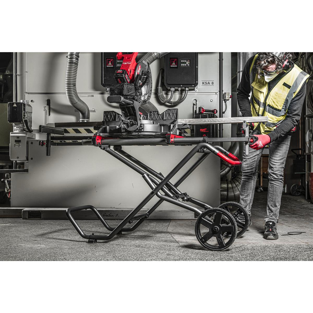 Milwaukee work table MSUV280 4933478992
