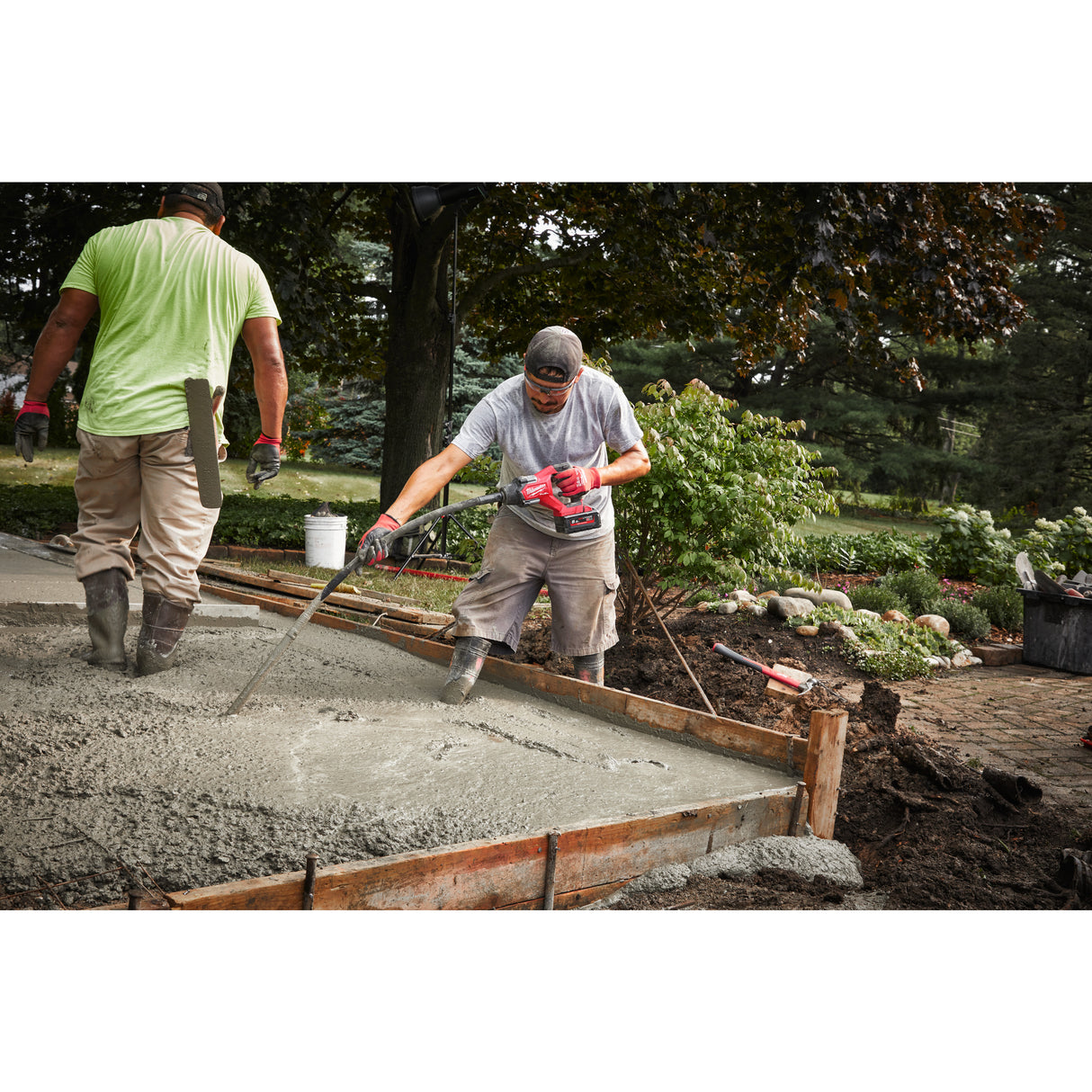 Milwaukee Akku-Betonrüttler M18FCVN12-0 4933479596 roteswerkzeug