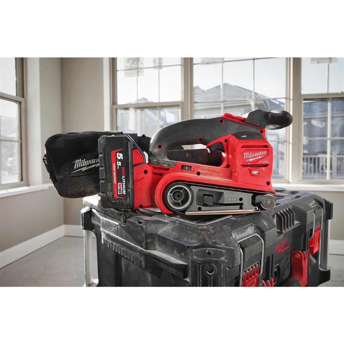 Milwaukee Cordless Belt Sander M18FBTS75-502X 4933479615