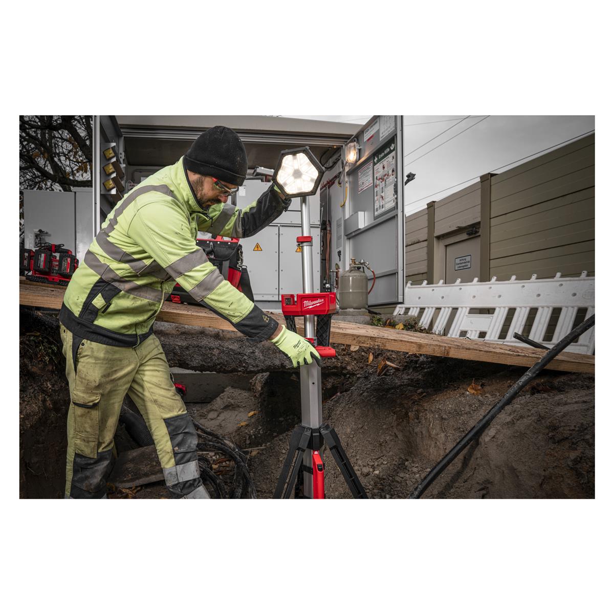 Lampe à piles Milwaukee M18SAL2-0 4933492486