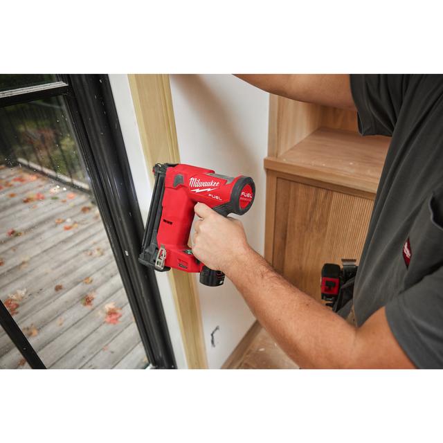 Milwaukee M12FCN18GS-0X cordless nailer 4933493354