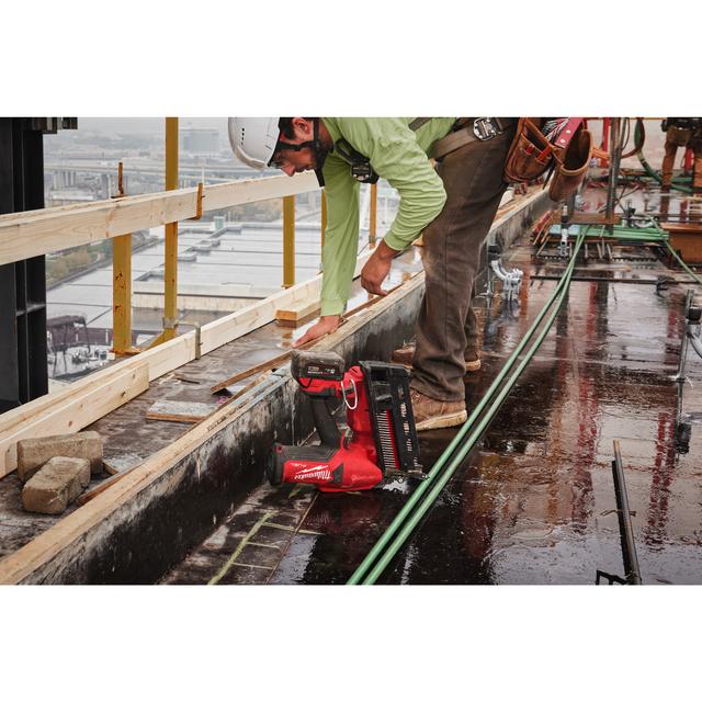 Milwaukee M18FDN-0X cordless nailer 4933493600