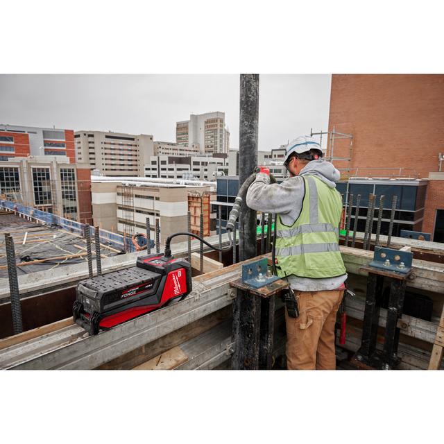 Milwaukee MXFCVHF-0 Akku-Hochfrequenzbetonverdichter 4933498132