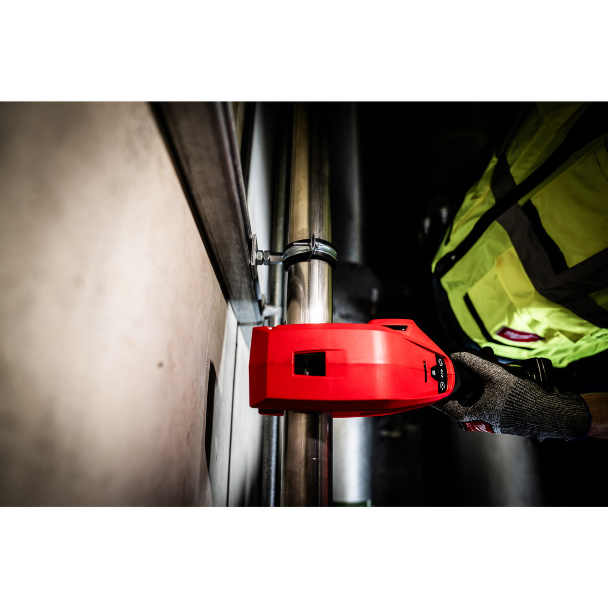 Milwaukee Akku-Rohrabschneider INOX M12PCSS54-402C IN2 4933498605