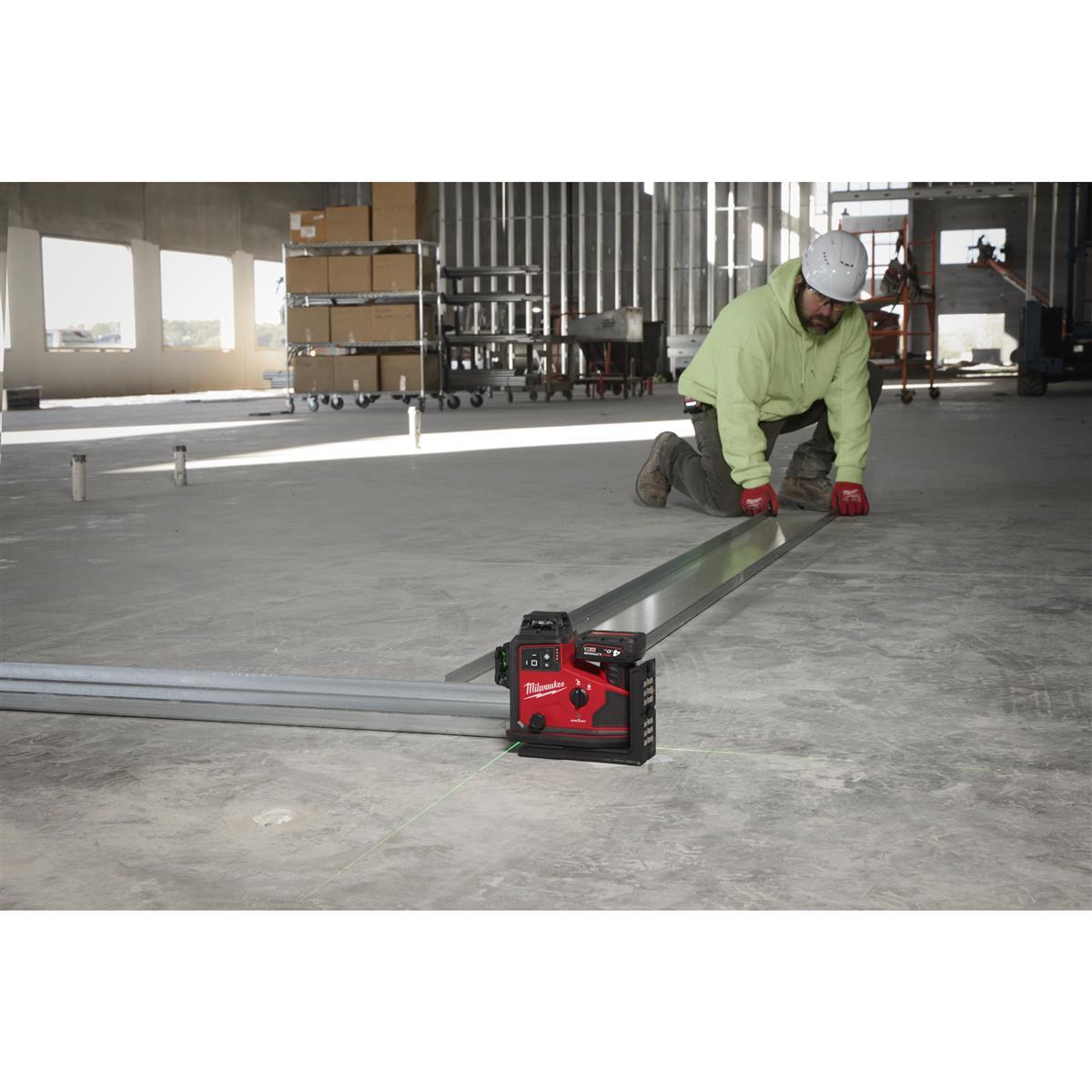 Milwaukee Akku-Laser M12A3PLO-401C IN2 4933499002