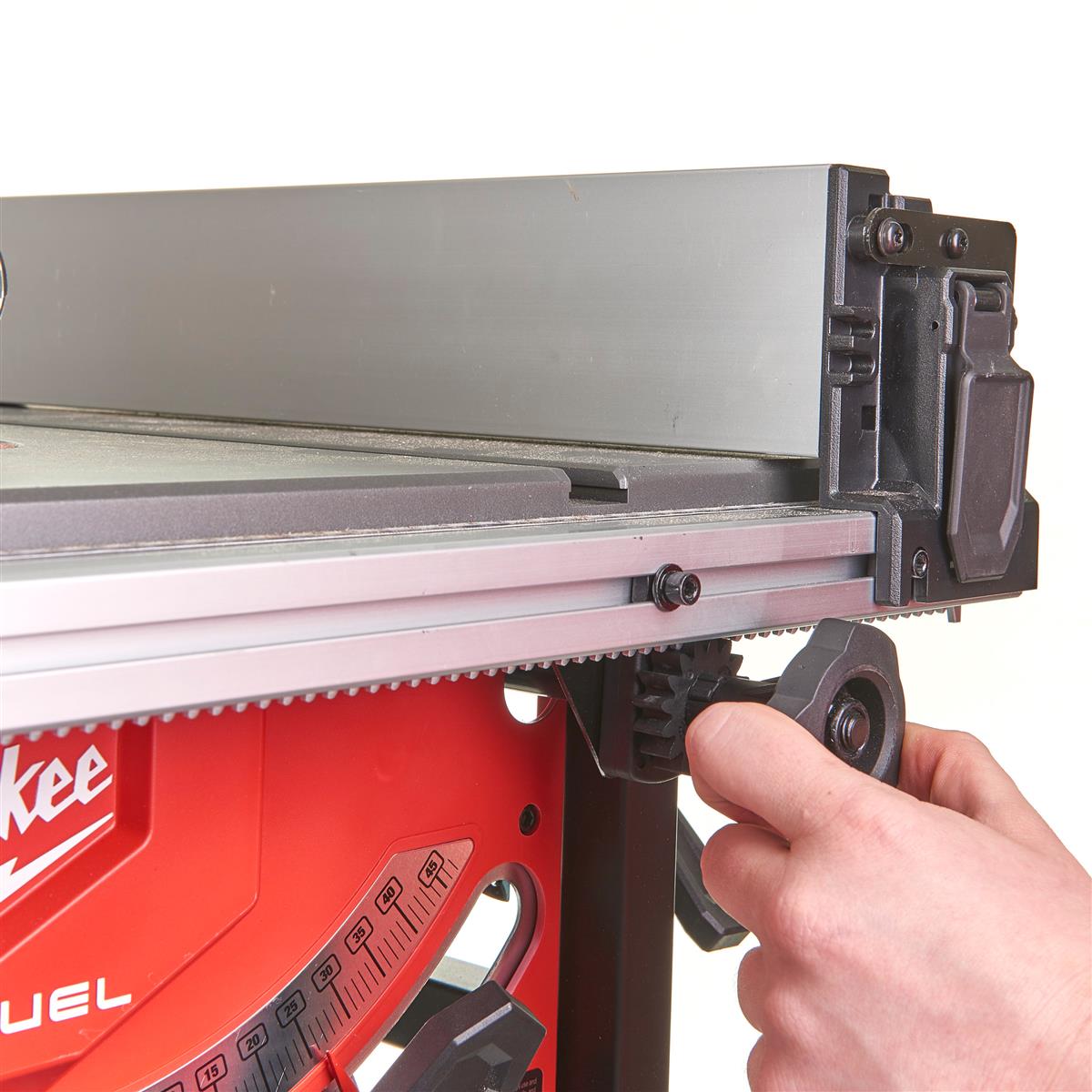 Milwaukee Akku-Tischkreissäge M18FTS210-121B IN2 4933499179