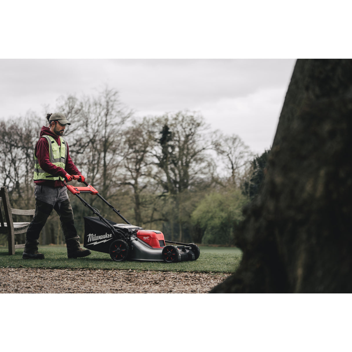 Milwaukee Akku-Rasenmäher M18F2LM53-122 IN2 4933499213