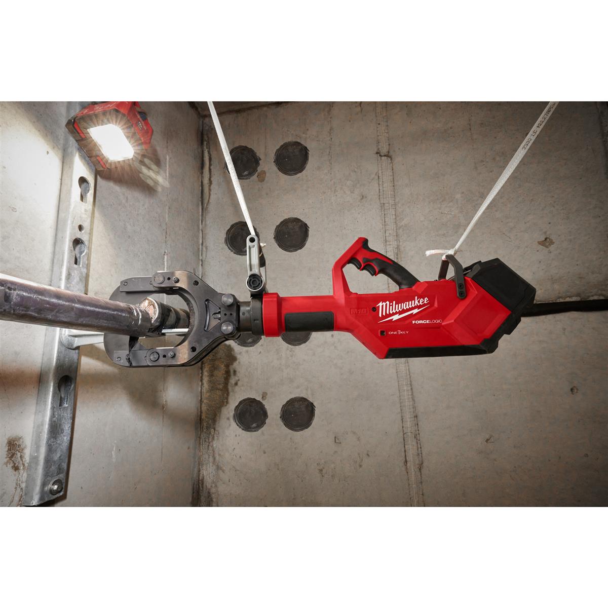 Milwaukee Akku-Kabelschneider M18HSFC125R-802C Hydr.Kabelschneider IN2 4933499331