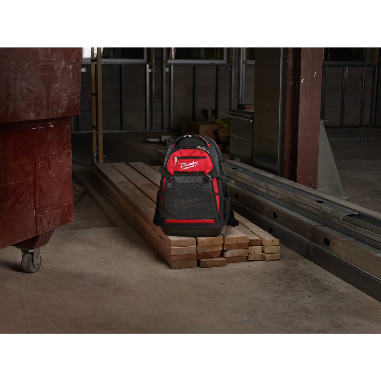 Milwaukee Rucksack JOBSITE 48228200 roteswerkzeug