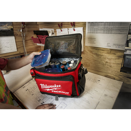 Milwaukee Jobsite Kühltasche PACKOUT 4932471132 roteswerkzeug