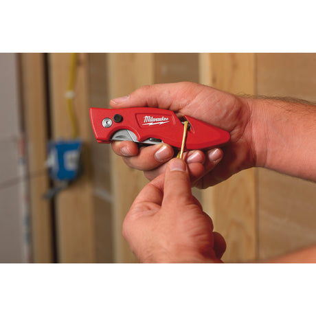 Milwaukee Klappmesser FASTBACK 4932471358 roteswerkzeug