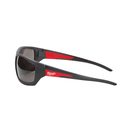 Milwaukee Schutzbrille PERFORMANCE 4932471884 roteswerkzeug