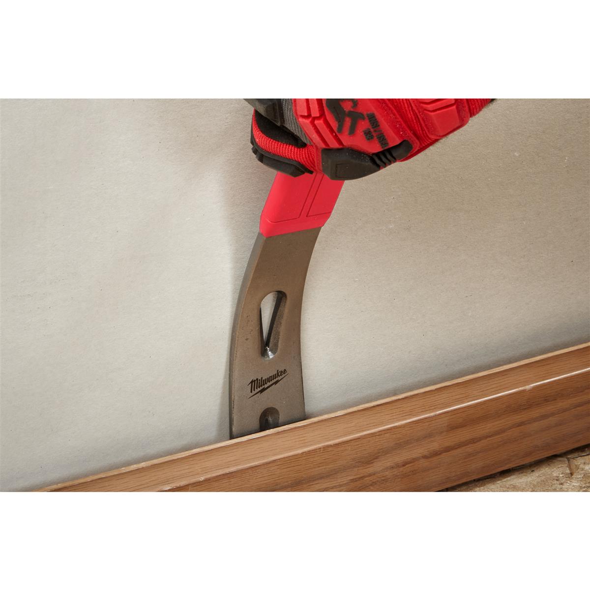 Clou et pied de biche Milwaukee 4932478253