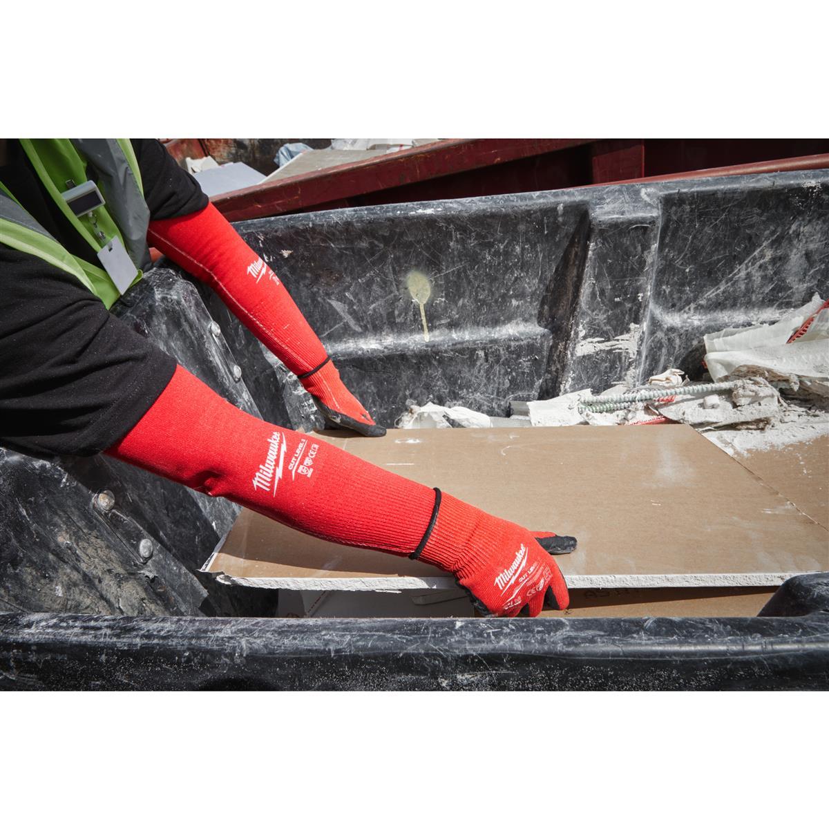 Milwaukee arm cut protection 4932478584