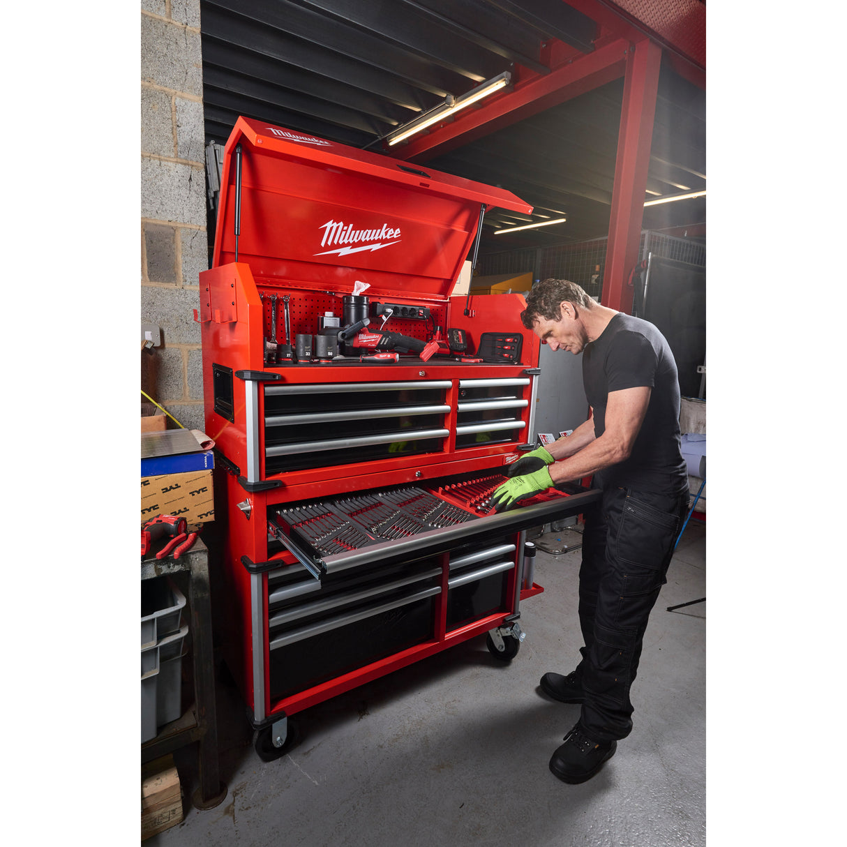 Milwaukee Werkstattwagen-Aufsatz STC46-1 4932478854 roteswerkzeug