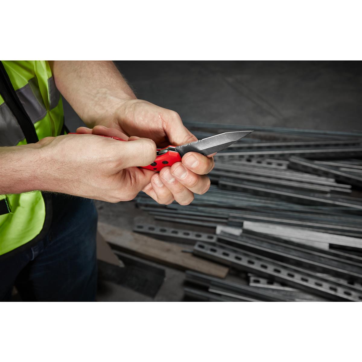 Milwaukee Klappmesser FASTBACK 4932492454