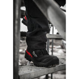 Milwaukee Sicherheits-Halbschuh BOA ARMOURTRED S3S Mikrofaser schwarz Größe 41 4932493785