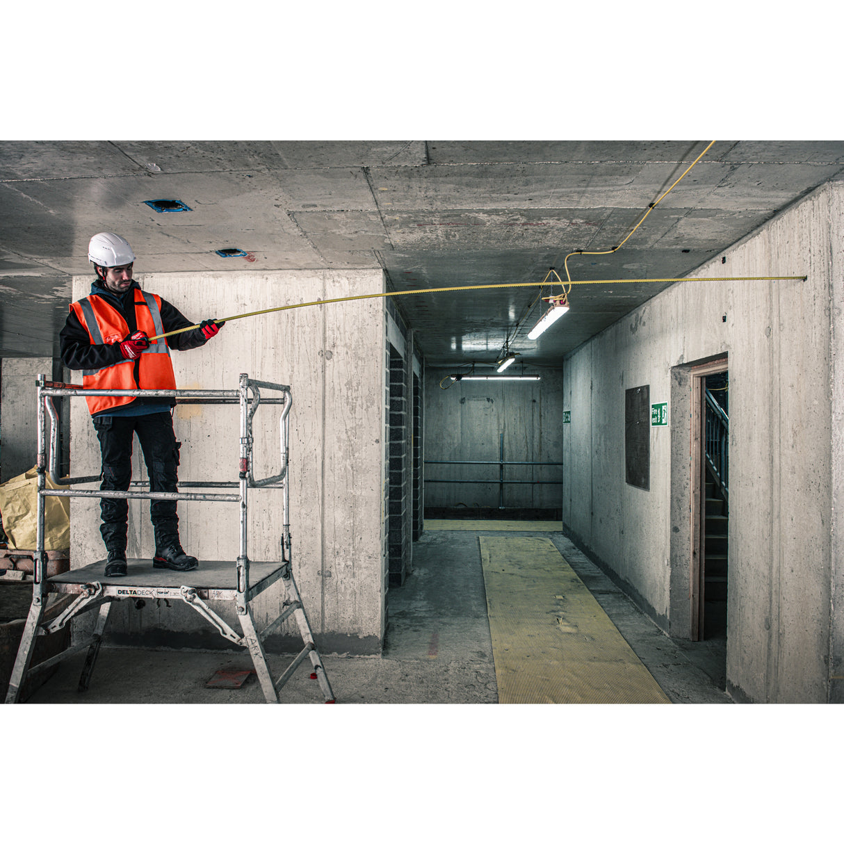 Milwaukee Premium-Bandmaß breit 8 m, 35mm 4932499205