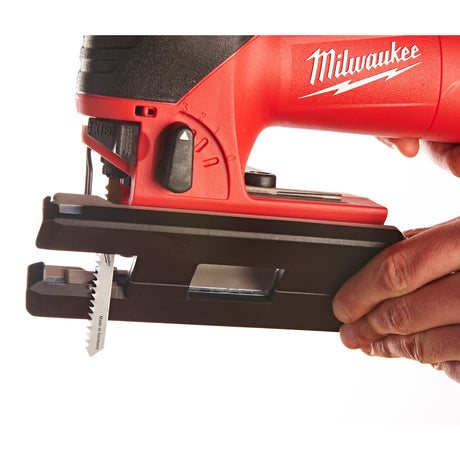 Milwaukee Stichsäge JS120X 4933381680 roteswerkzeug