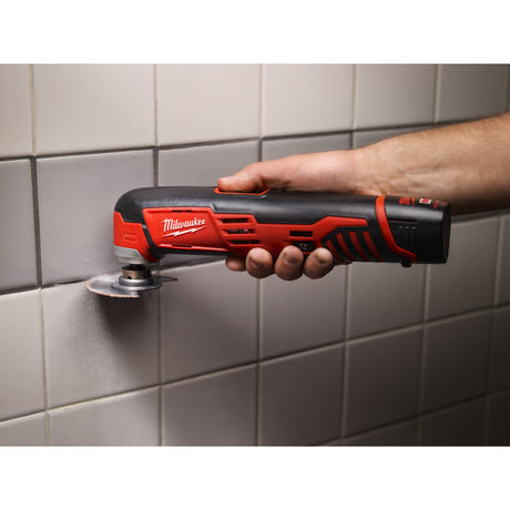 Milwaukee Akku-Multitool C12MT-0 4933427180 roteswerkzeug