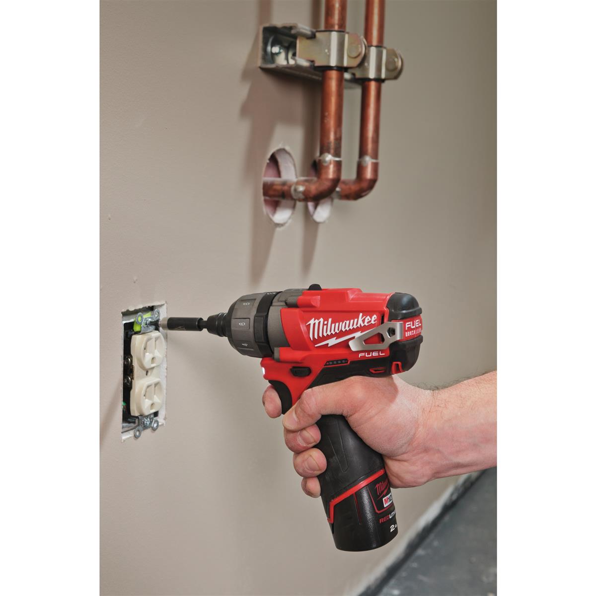 Perceuse-visseuse sans fil Milwaukee M12CD-0 4933440450