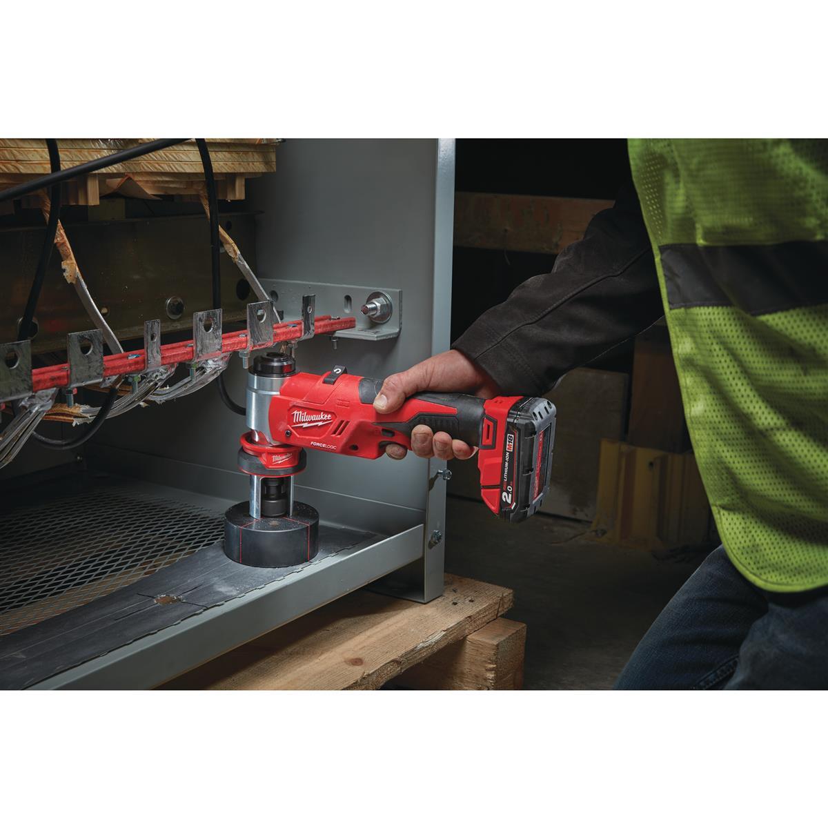 Milwaukee Akku-Lochstanzer M18HKP-201CA 4933451204